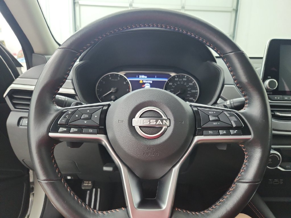 Used 2025 Nissan Altima 2.5 SR FWD image 24