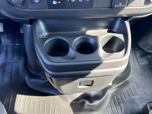 Used 2023 GMC Savana 2500 w/ Driver Convenience Package image 28