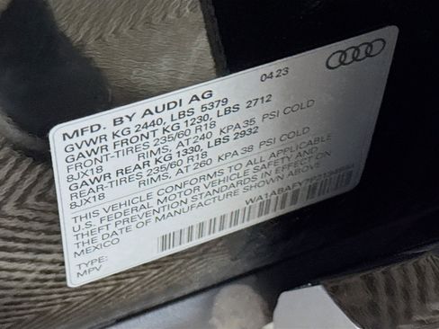 Used 2023 Audi Q5 2.0T Premium w/ Convenience Package AWD/4WD image 29