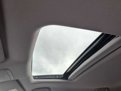 Certified 2022 Honda Pilot Special Edition image 16