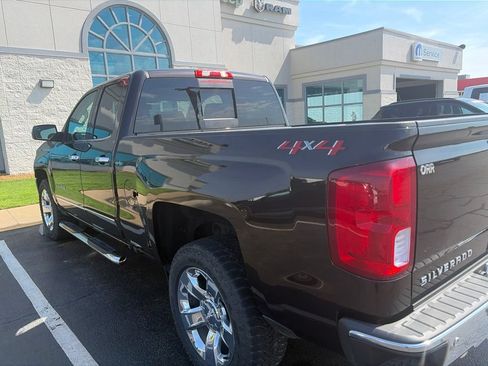 Used 2018 Chevrolet Silverado 1500 LTZ w/ Sport Package AWD/4WD image 7