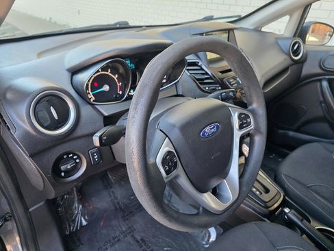 Used 2017 Ford Fiesta SE w/ Equipment Group 201A FWD image 8