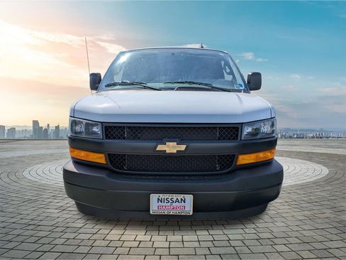 Used 2024 Chevrolet Express 2500 RWD image 10