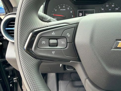 New 2026 Chevrolet Trax LS w/ LS Convenience Package FWD image 16