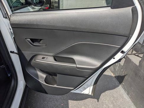 Used 2024 Hyundai Kona SEL image 16