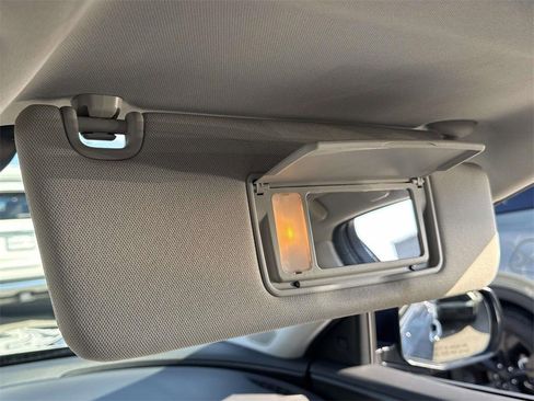 Used 2025 Acura RDX SH-AWD w/ Advance Package image 31