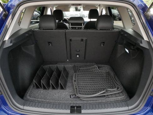 Certified 2024 Volkswagen Taos SE AWD/4WD image 17