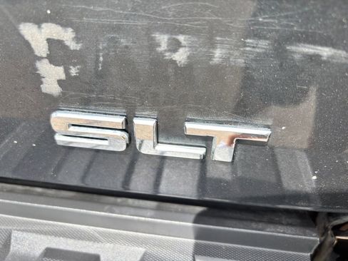 Used 2018 GMC Sierra 1500 SLT image 14