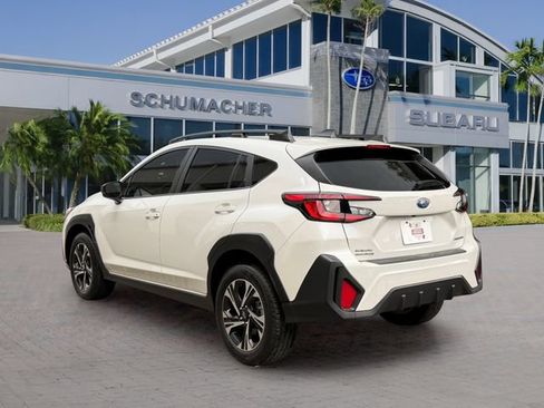 Used 2024 Subaru Crosstrek 2.0i Premium AWD/4WD image 5