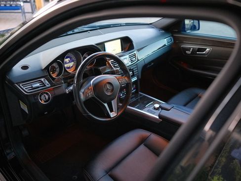 Used 2014 Mercedes-Benz E 350 Sedan w/ Premium 1 Package image 10
