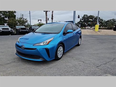 Used 2019 Toyota Prius LE image 38