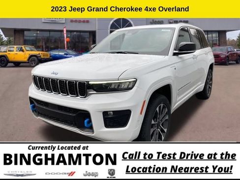 New 2023 Jeep Grand Cherokee Overland AWD/4WD image 3