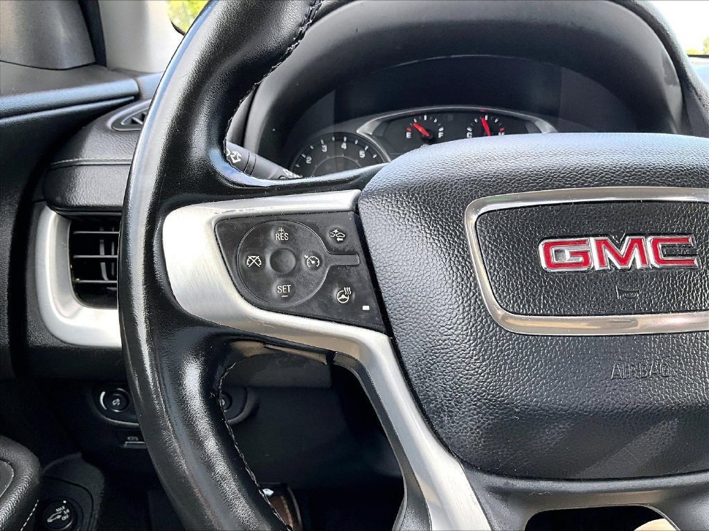 Used 2024 GMC Terrain SLT AWD/4WD image 14