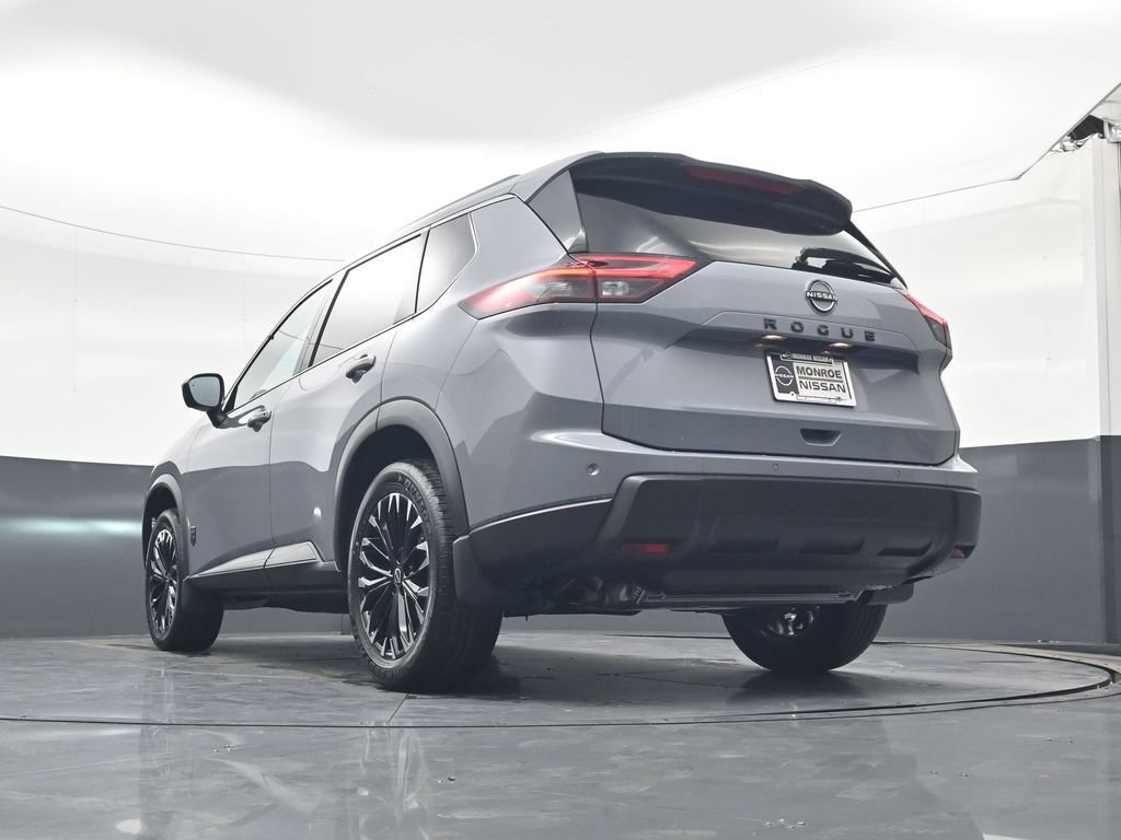 Certified 2026 Nissan Rogue Dark Armor FWD image 20