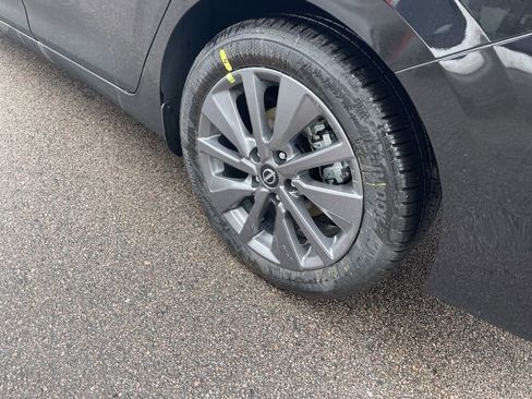 New 2026 Nissan Sentra SL image 9