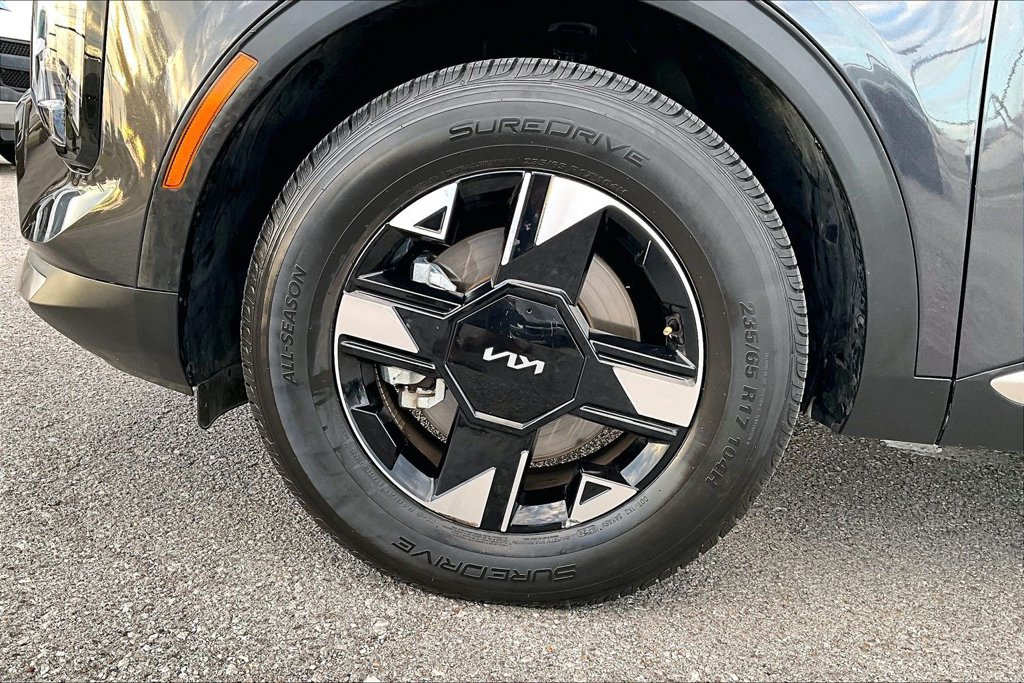 Used 2026 Kia Sportage LX AWD/4WD image 11