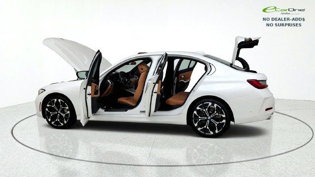 Used 2025 BMW 330i Sedan RWD image 16