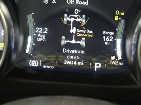 Used 2022 Jeep Wrangler Unlimited Rubicon 4xe AWD/4WD image 16