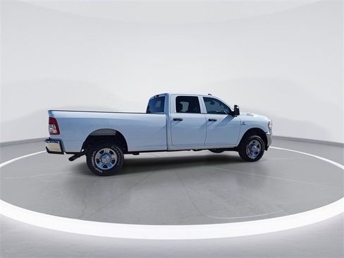 Used 2024 RAM 2500 Tradesman w/ Chrome Appearance Group image 8