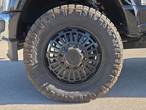 Used 2025 Ford F450 Lariat w/ Lariat Ultimate Package image 12