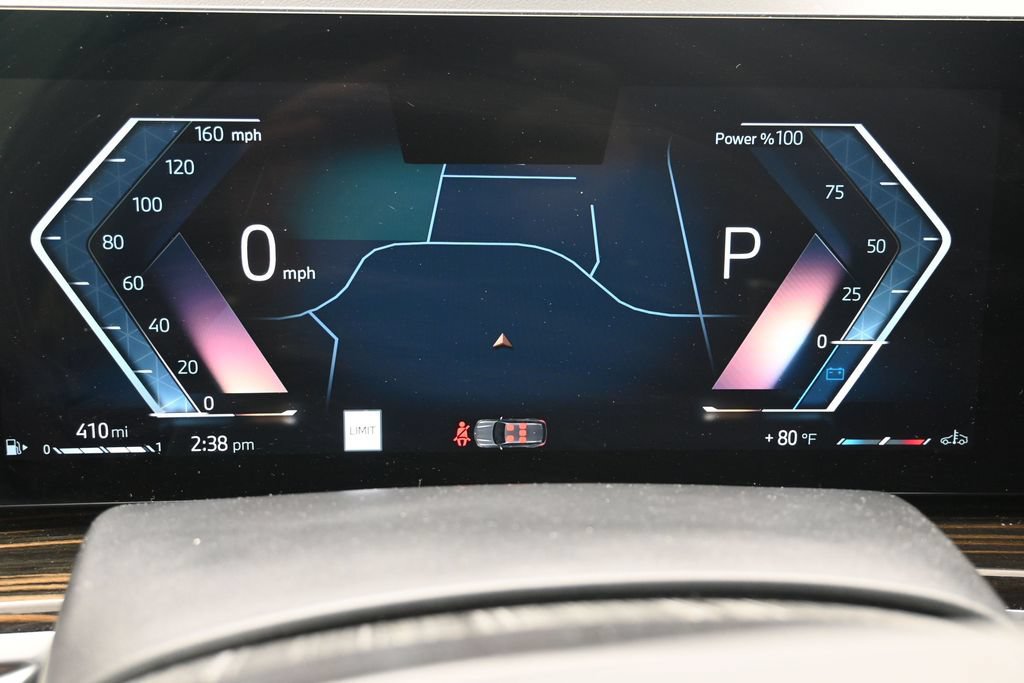 Used 2025 BMW X7 xDrive40i AWD/4WD image 17