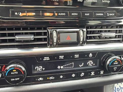 Certified 2024 Nissan Pathfinder Platinum image 16