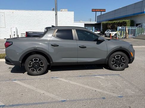 Used 2022 Hyundai Santa Cruz SEL w/ Activity Package AWD/4WD image 2