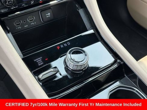 Used 2023 Jeep Grand Cherokee Limited AWD/4WD image 24
