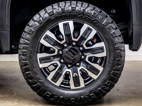 Used 2025 GMC Sierra 2500 Denali Ultimate AWD/4WD image 39