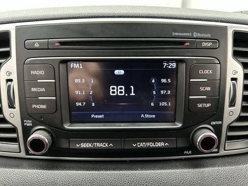 Used 2017 Kia Sportage LX AWD/4WD image 16
