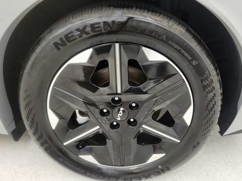 Used 2025 Kia EV6 GT-Line RWD image 92
