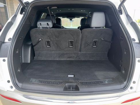 Used 2022 Buick Enclave Premium FWD image 18