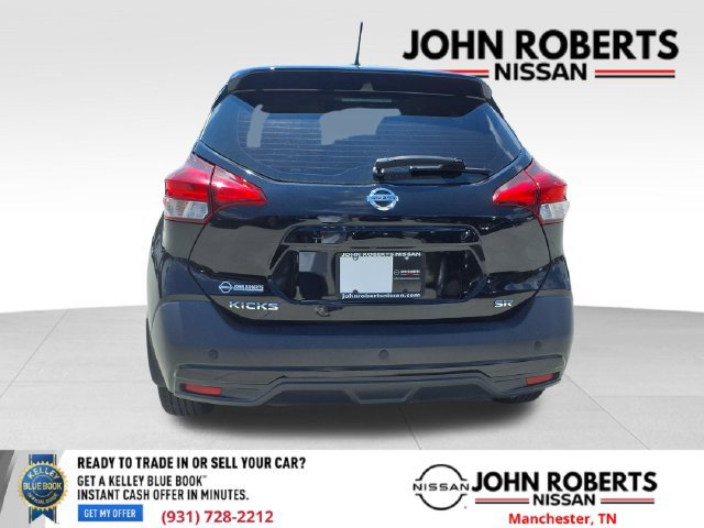 Used 2019 Nissan Kicks SR w/ SR Premium Package FWD image 15