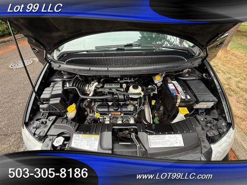 Used 2005 Dodge Grand Caravan SXT image 23