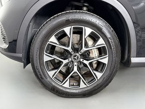 Used 2025 Mercedes-Benz GLC 350e 4MATIC image 30