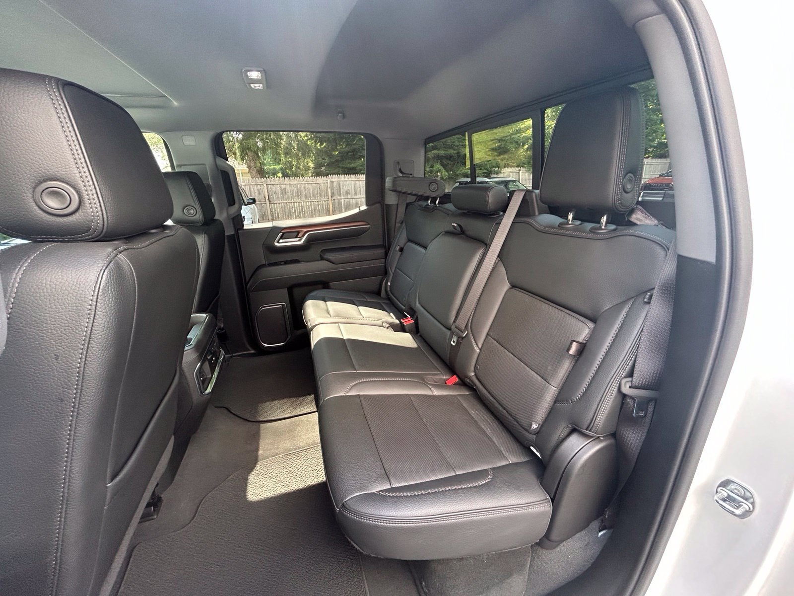 Used 2023 GMC Sierra 1500 Denali w/ Denali Reserve Package AWD/4WD image 11
