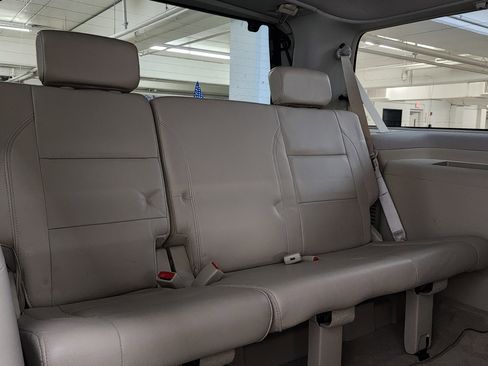 Used 2010 INFINITI QX56 4WD image 23