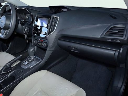 Used 2019 Subaru Impreza 2.0i w/ Eyesight image 18