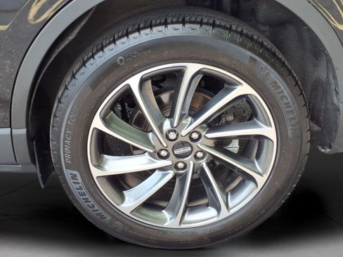 Used 2023 Lincoln Corsair FWD w/ Equipment Group 101A image 7