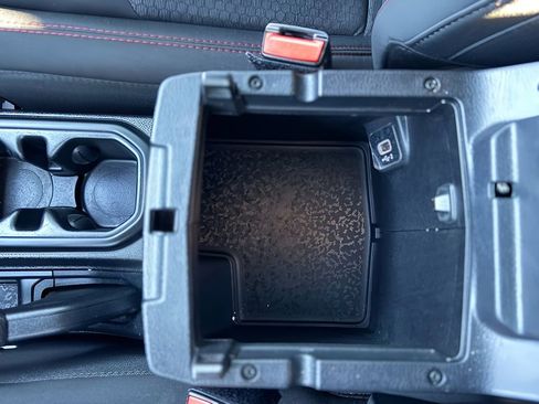 Used 2021 Jeep Wrangler Unlimited Rubicon image 24