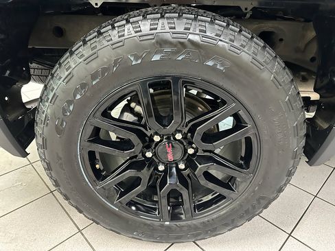 Certified 2023 GMC Sierra 1500 Pro w/ Graphite Edition image 18