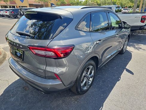 Certified 2024 Ford Escape ST-Line w/ Equipment Group 301A FWD image 4