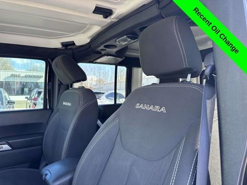 Used 2018 Jeep Wrangler Unlimited Sahara w/ Dual Top Group image 6