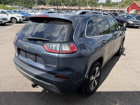 Used 2020 Jeep Cherokee Limited w/ Technology Group FWD image 6
