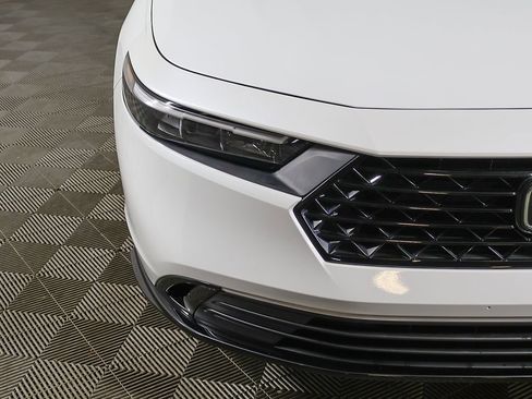 Used 2023 Honda Accord Sport image 12