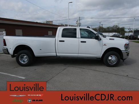 New 2026 RAM 3500 Tradesman AWD/4WD image 2