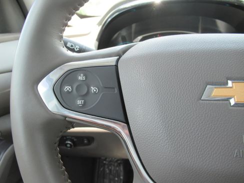 Used 2018 Chevrolet Traverse LT FWD image 23