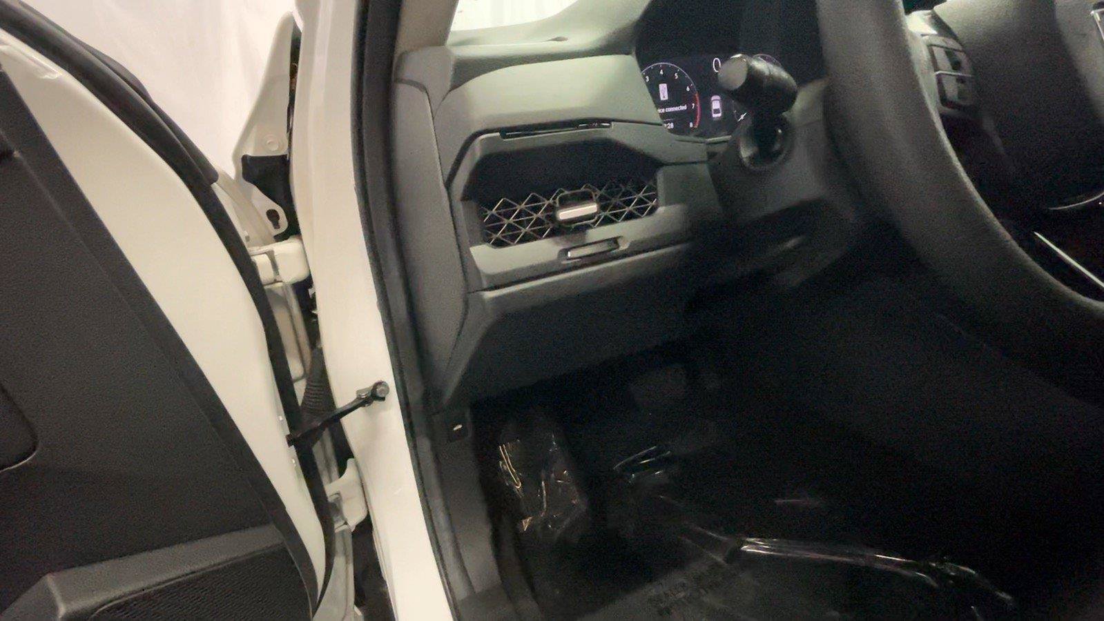 Certified 2024 Honda Accord EX image 32
