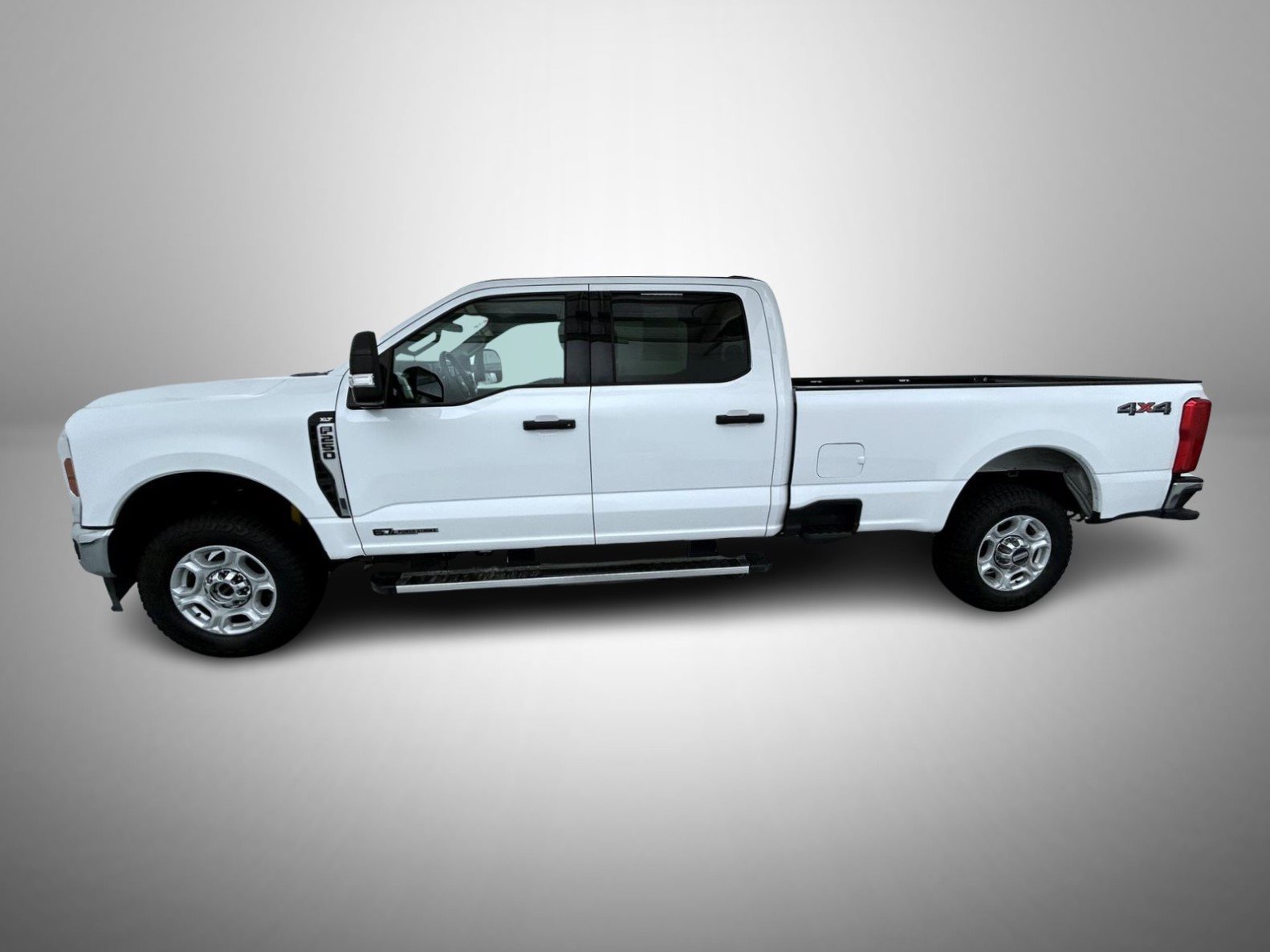 Used 2025 Ford F250 XLT AWD/4WD image 8