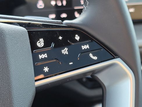 Certified 2025 Audi Q5 Premium w/ Convenience Package image 23